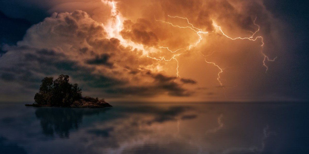 Powerful Presence of God I Daily Walk Devotion