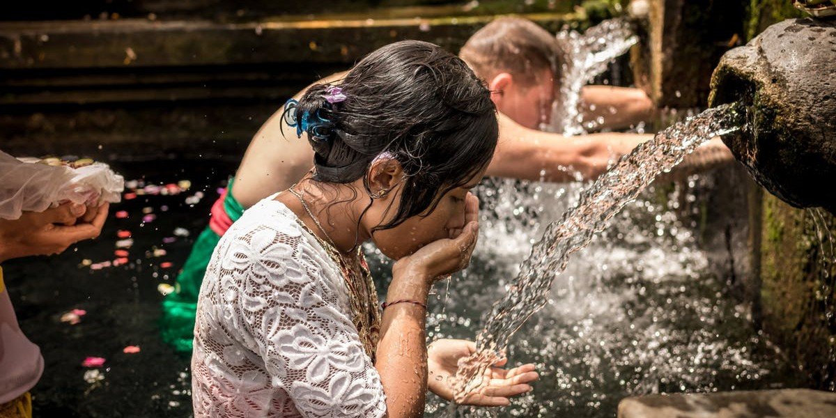 Spring of Living Water I Daily Walk Devotion