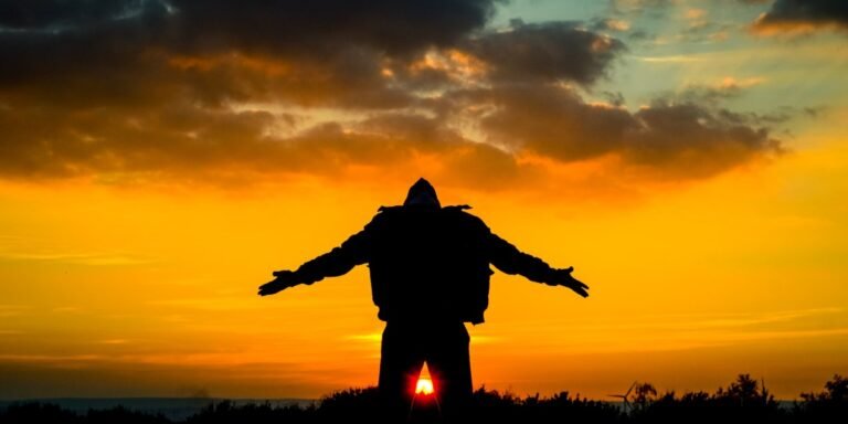 Praise the Power of the Lord I Daily Walk Devotion