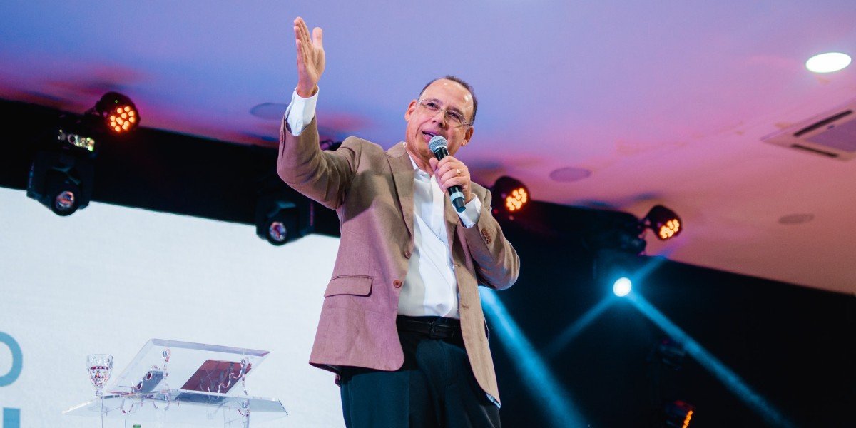 Preaching with Power I Daily Walk Devotion